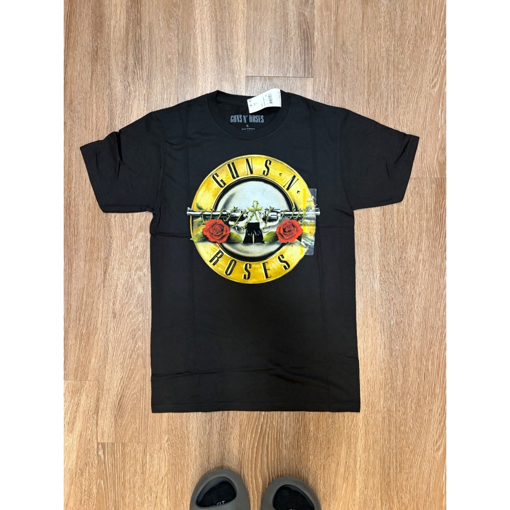 Guns N Roses Mens Athletic Fit Graphic T-Shirt Black Small NWT 12160571